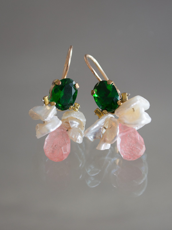 earrings Bee green crystal, pearls